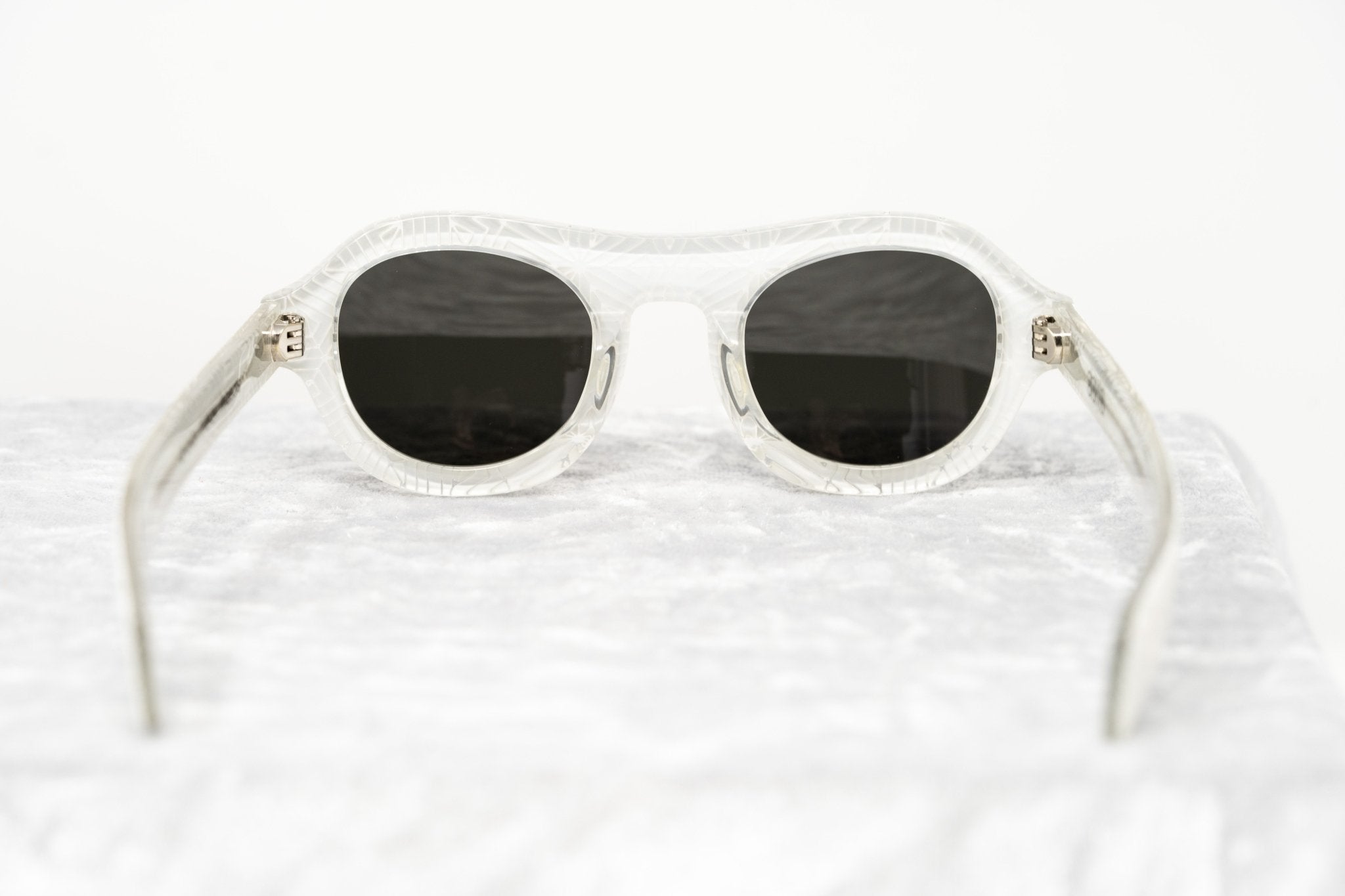 David David Sunglasses Oval Solid White Crystal With Dark Grey Lenses Category 3 9DAVID1C2WHITE - Watches & Crystals