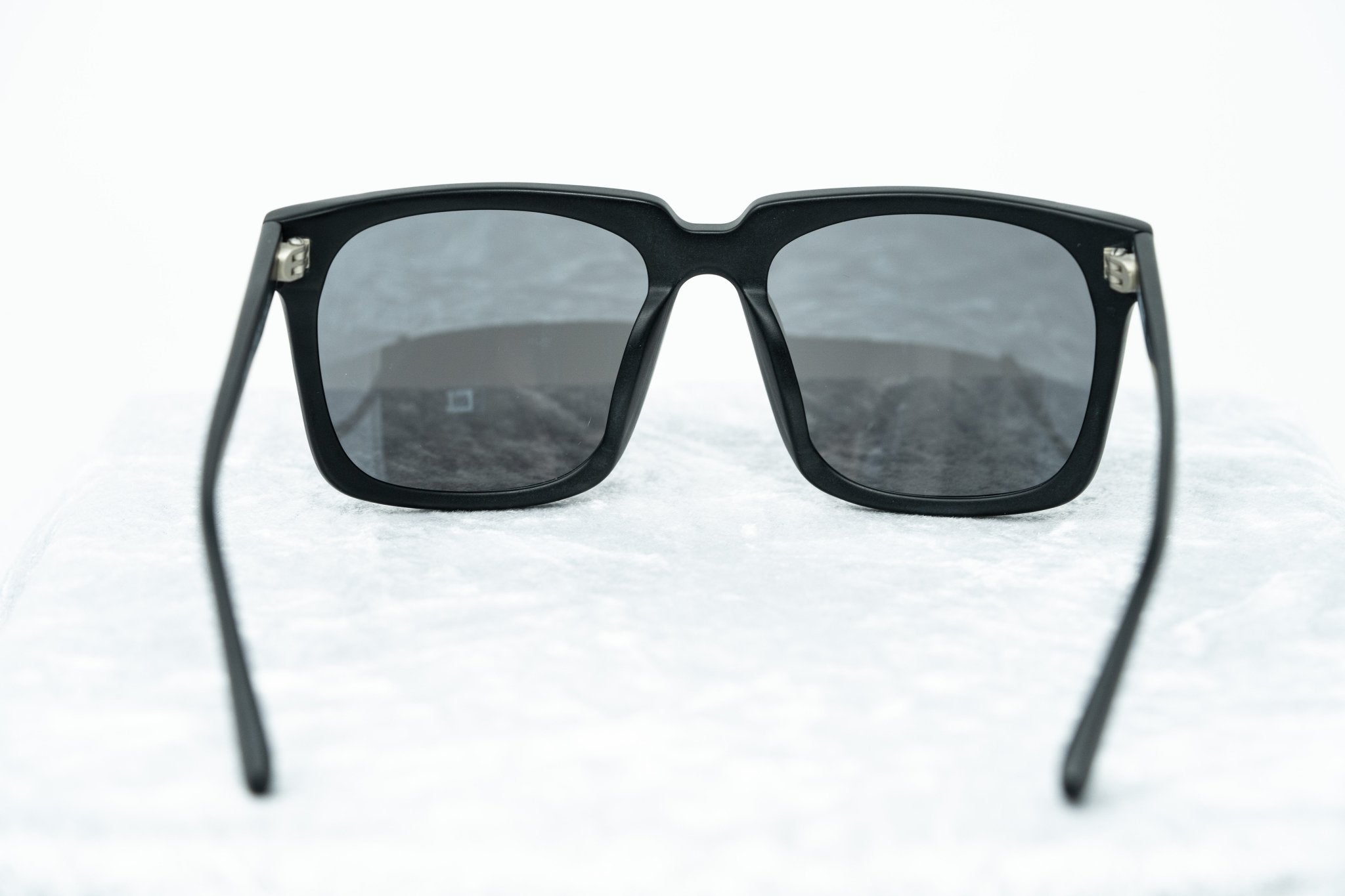 Kokon To Zai Sunglasses D-Frame Unisex Matte Black/White With Silver Lenses KTZ14C2SUN - Watches & Crystals