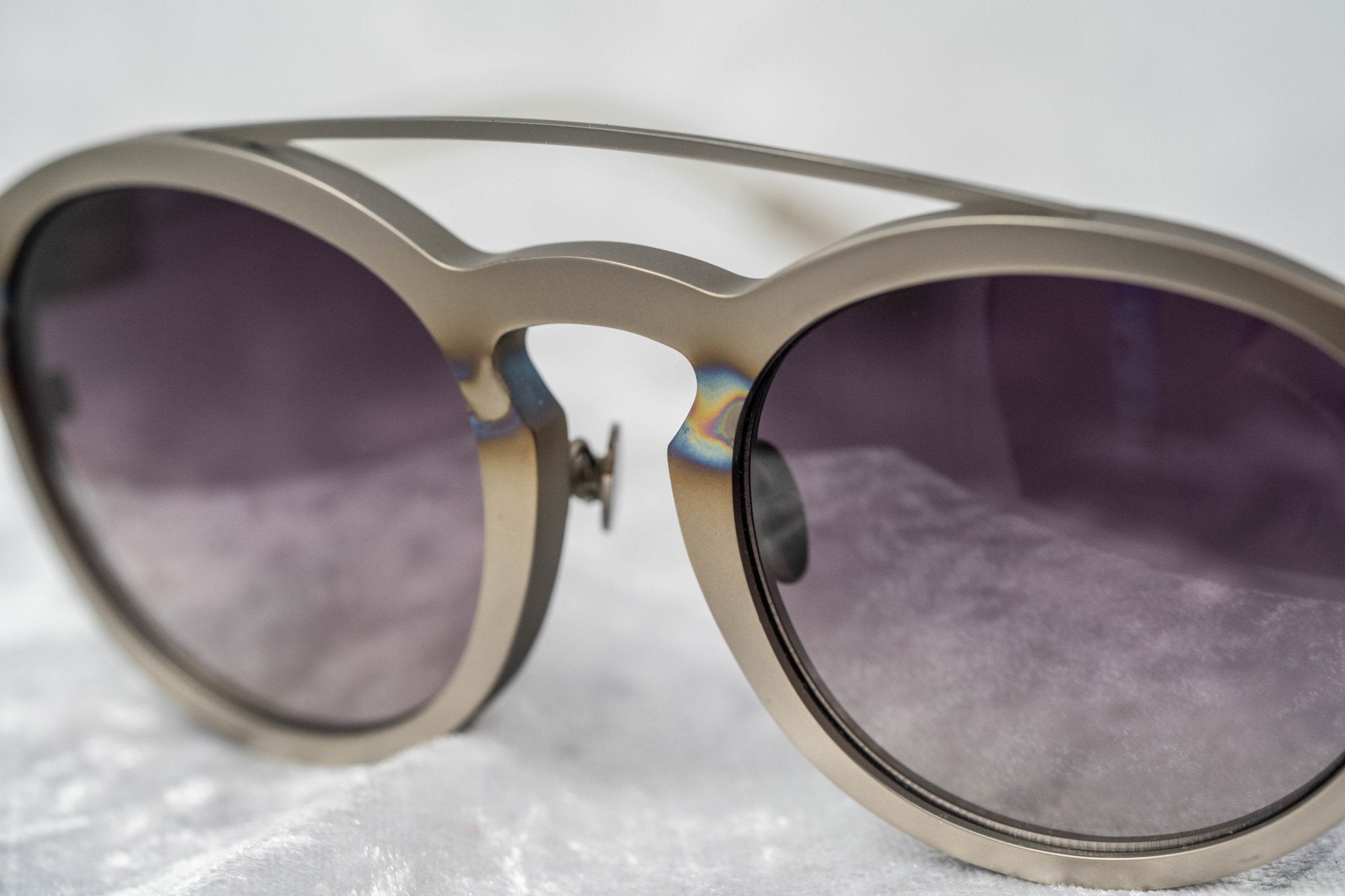 Kris Van Assche Sunglasses Oval Burnt Silver and Grey Graduated Lenses Category 3 - KVA4C5SUN - Watches & Crystals