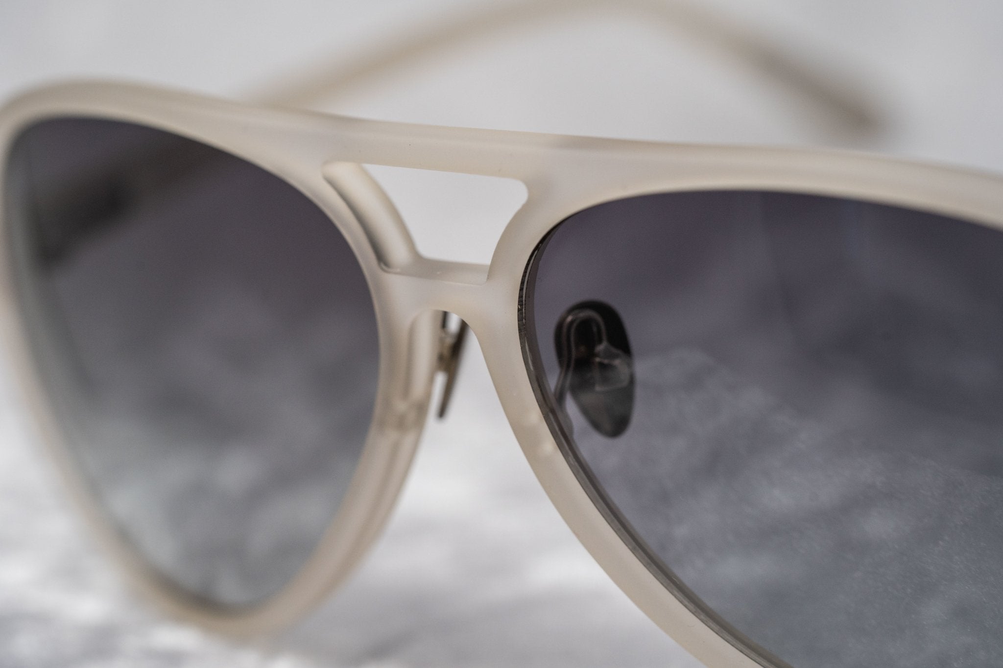 Kris Van Assche Sunglasses Unisex Rubberised Clear with Grey Graduated Lenses Category 2- KVA48C2SUN - Watches & Crystals