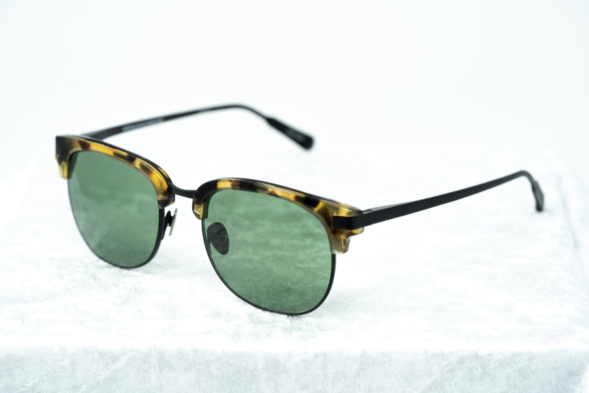 Kris Van Assche Sunglasses with D-Frame Tortoiseshell Black and Green Lenses Category 3 - KVA76C2SUN - Watches & Crystals