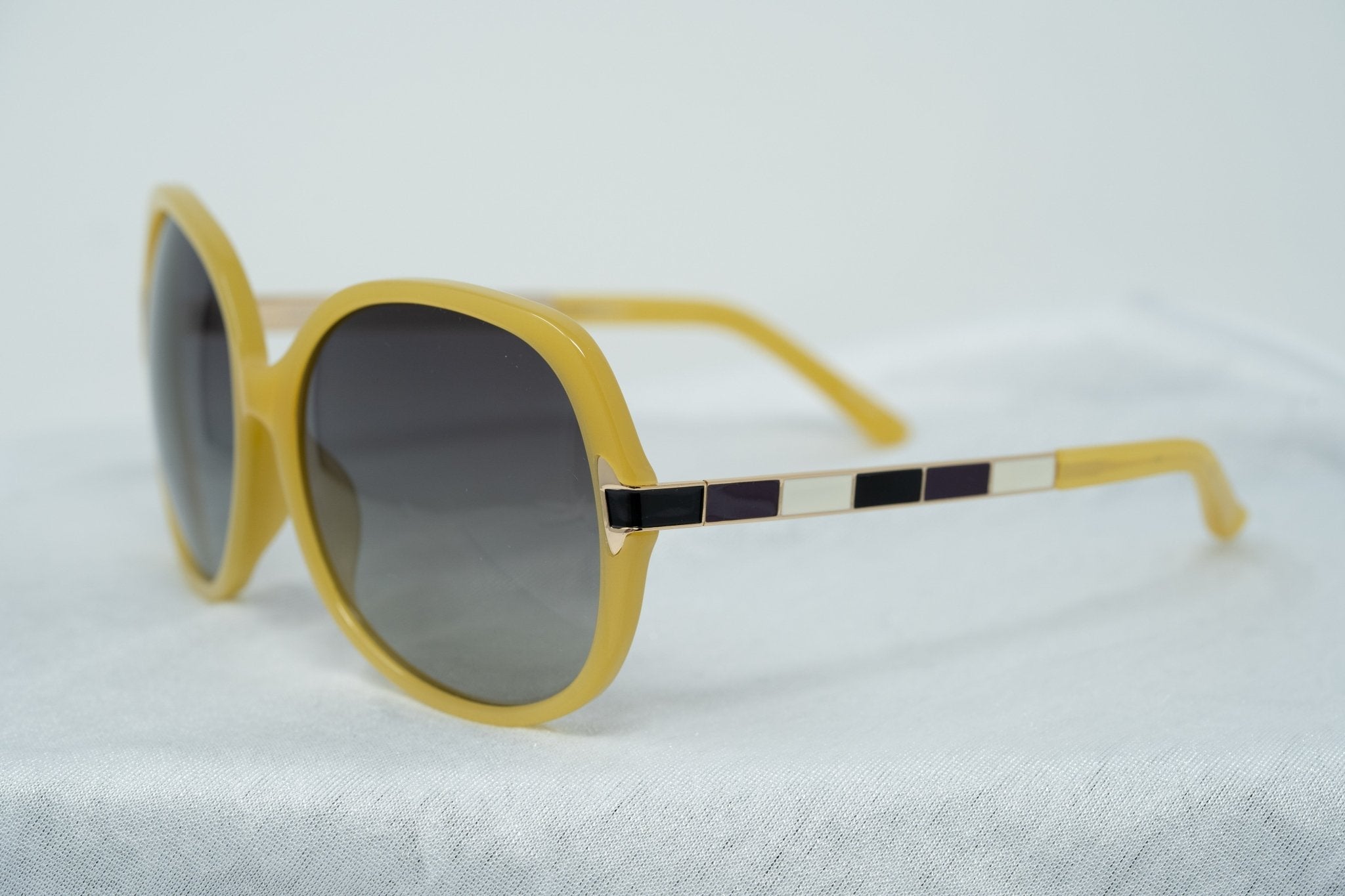 Oscar De La Renta Sunglasses Oversized Frame Beige Enamel Arms and Grey Lenses - ODLR22C4SUN - Watches & Crystals