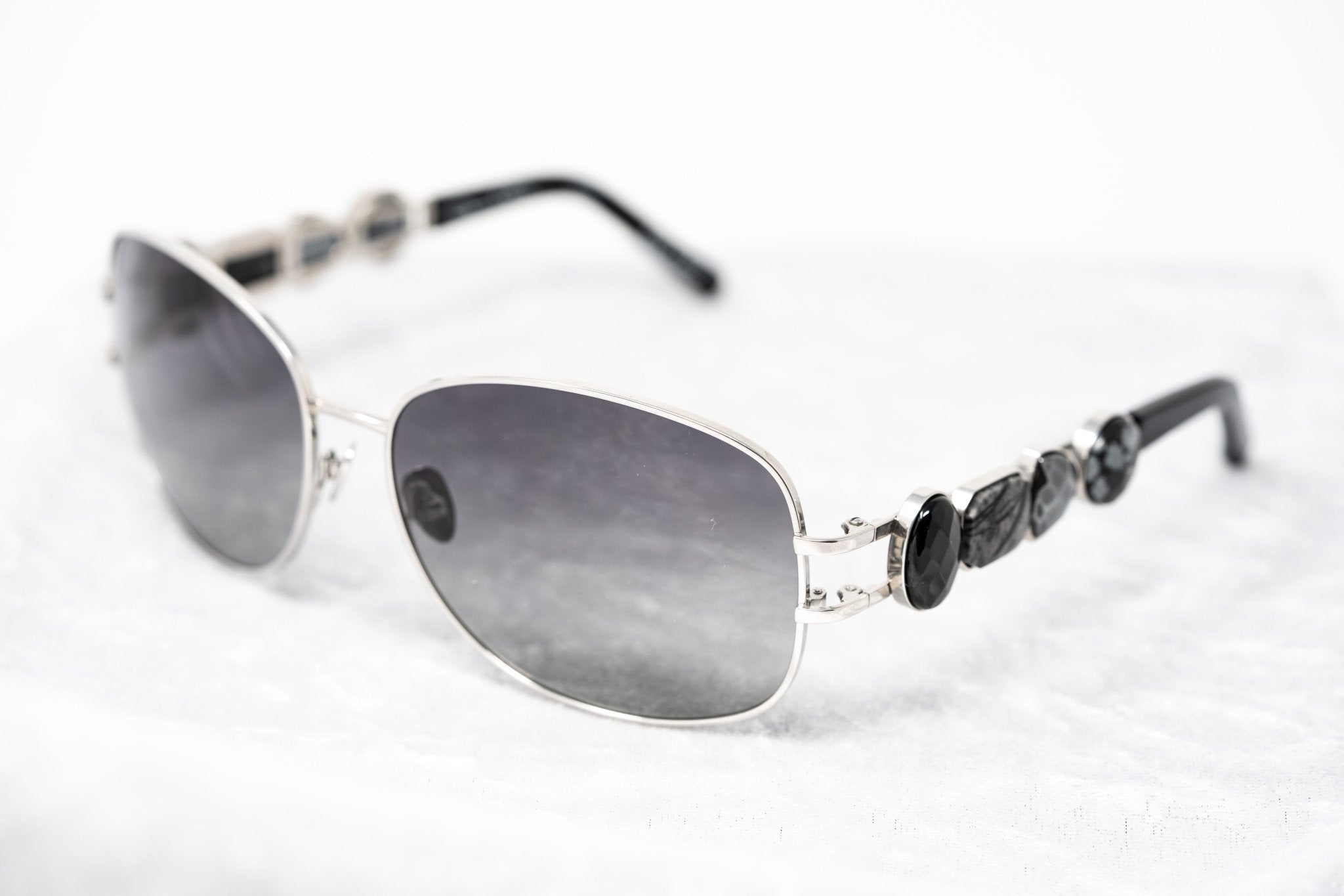 Oscar De La Renta Women Sunglasses Gemstones Oval Silver and Grey Lenses - ODLR8C5SUN - Watches & Crystals