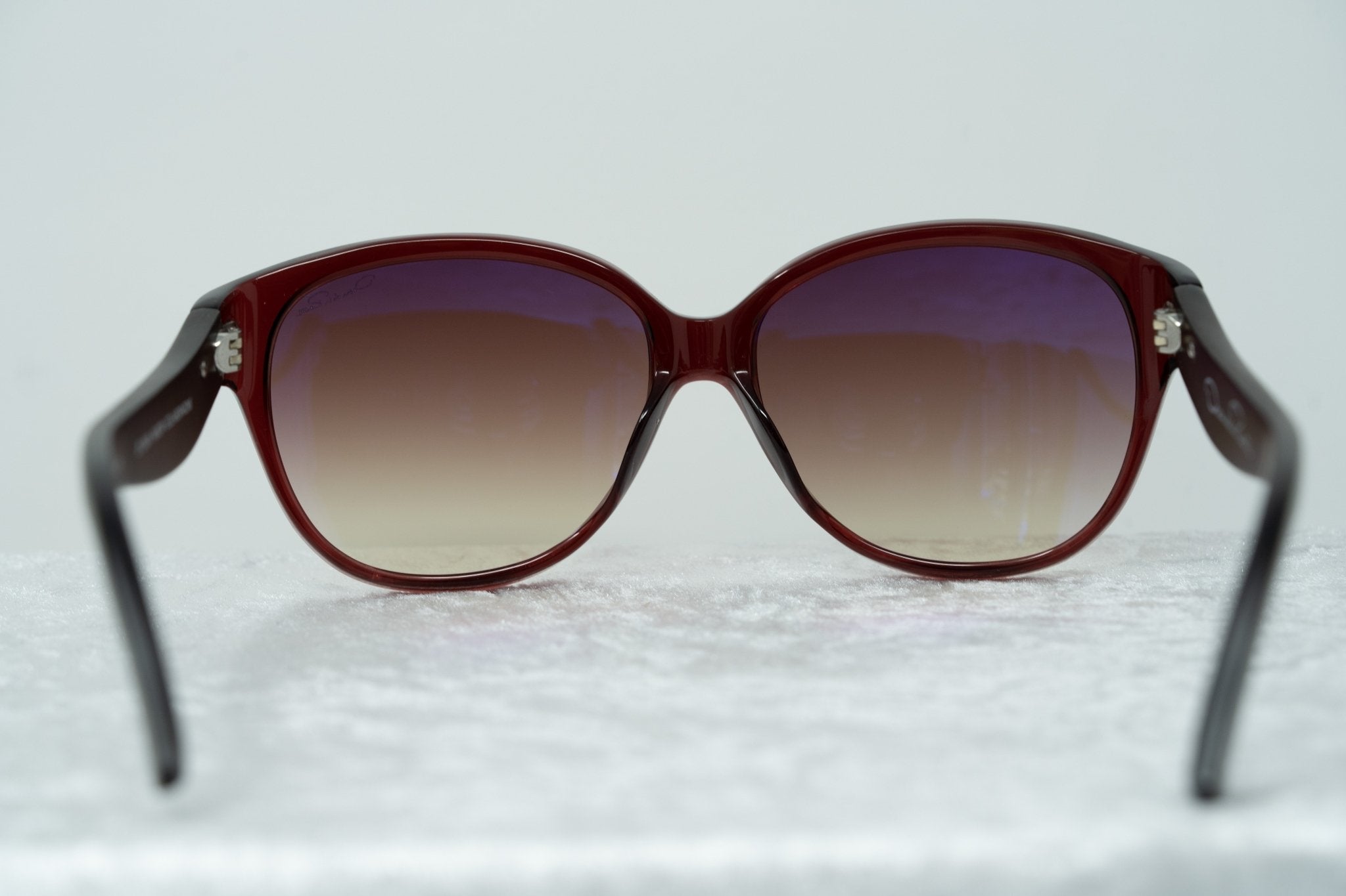 Oscar De La Renta Women Sunglasses Sandalwood Oval Red and Brown Graduated Lenses - ODLR30C5SUN - Watches & Crystals