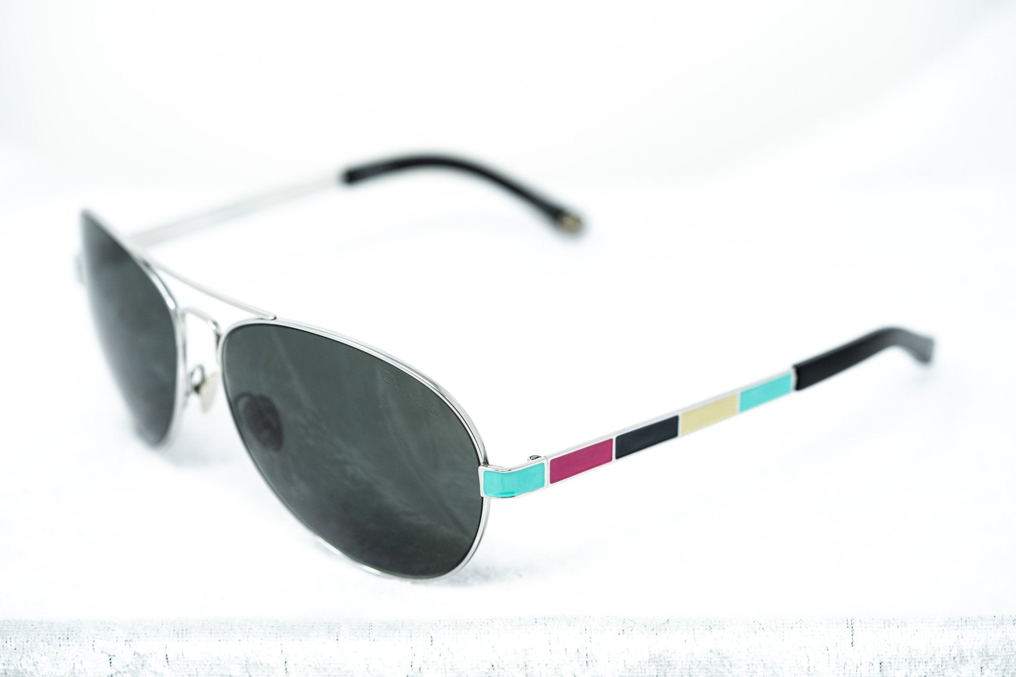 Oscar De La Renta Women Sunglasses Silver Multicoloured Enamel with Dark Grey Lenses Category 3 - ODLR44C6SUN - Watches & Crystals