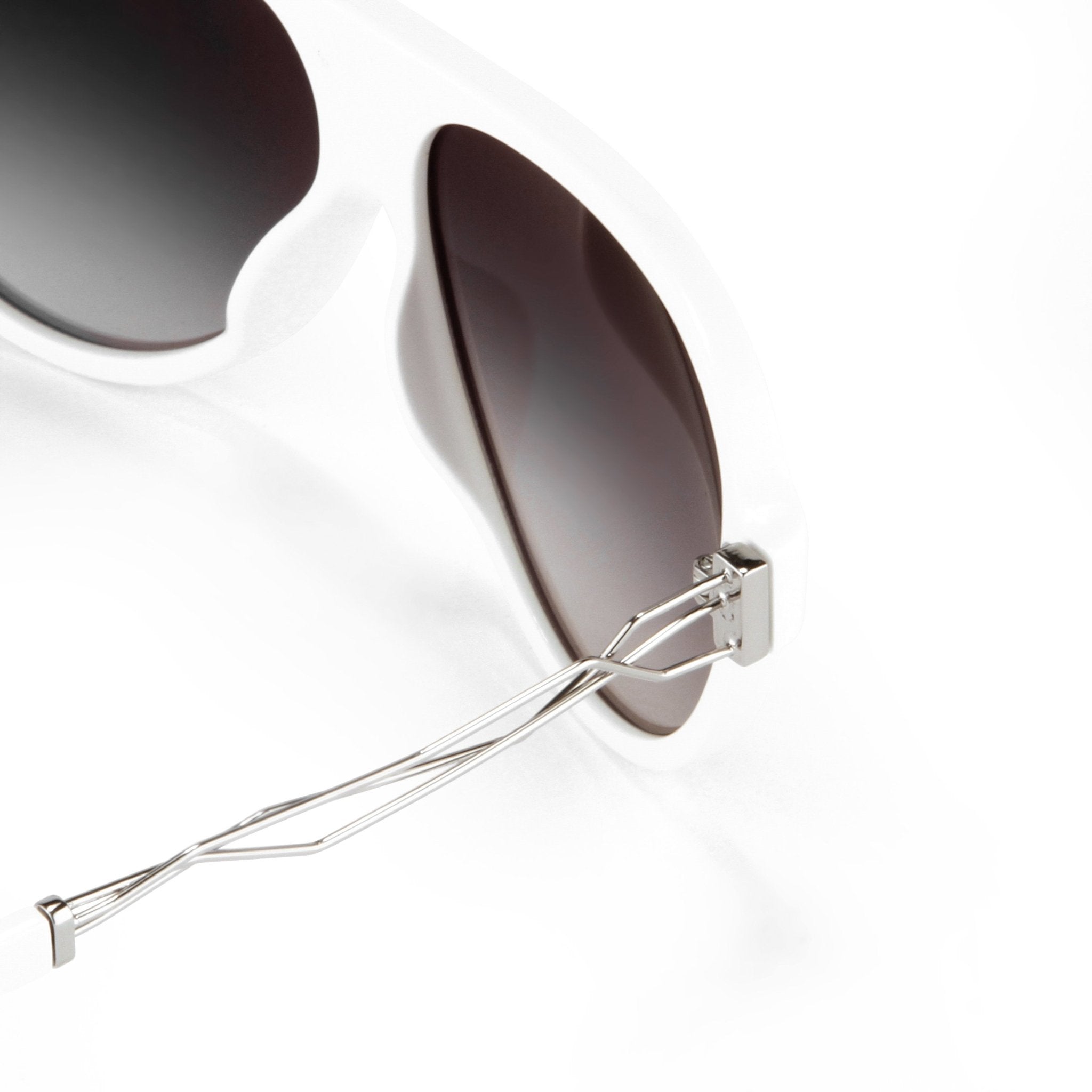 Prabal Gurung Sunglasses Unisex Aviator White Acetate CAT2 Grey Gradient Lenses PG16C3SUN - Watches & Crystals