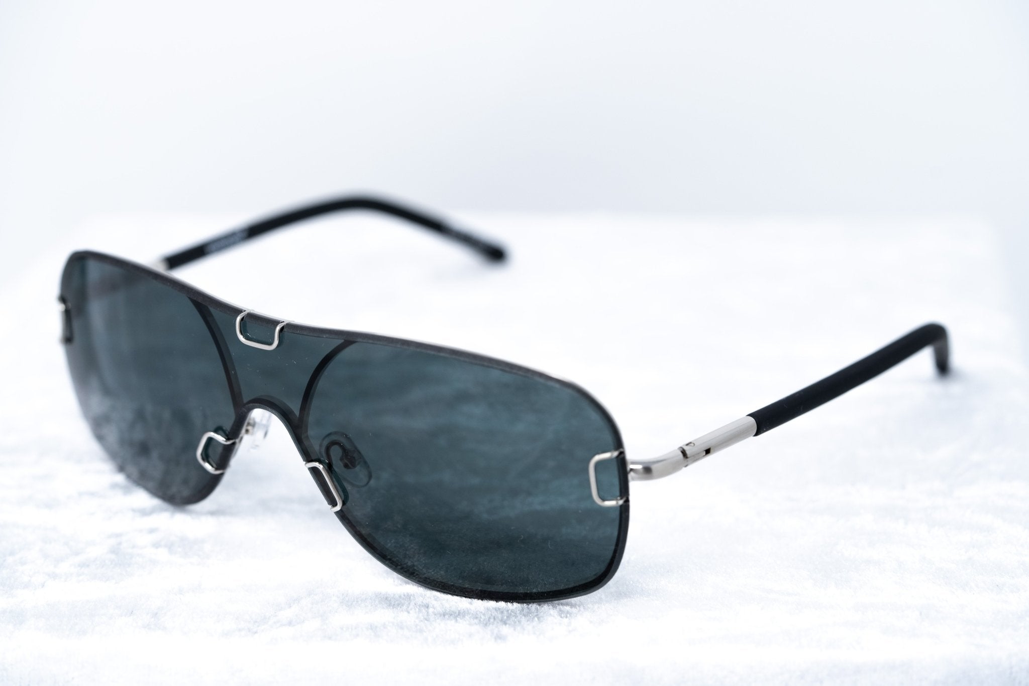 Yohji Yamamoto Unisex Sunglasses Brushed Silver and Grey Lenses Category 4 - YY10ROCKERC1SUN - Watches & Crystals