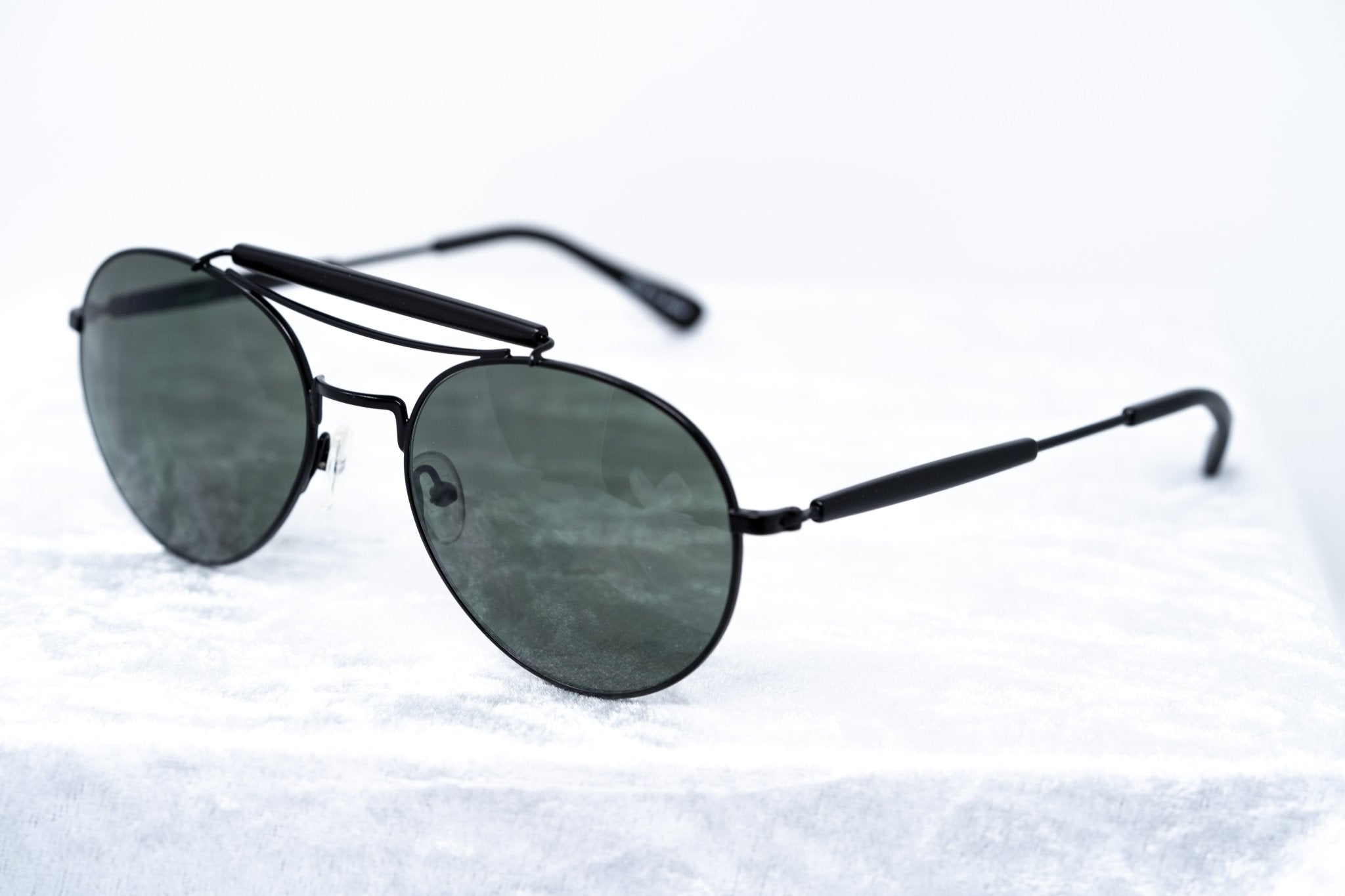 Yohji Yamamoto Unisex Sunglasses Round Black and Dark Grey Lenses Category 3 - YY12RIDERC3SUN - Watches & Crystals